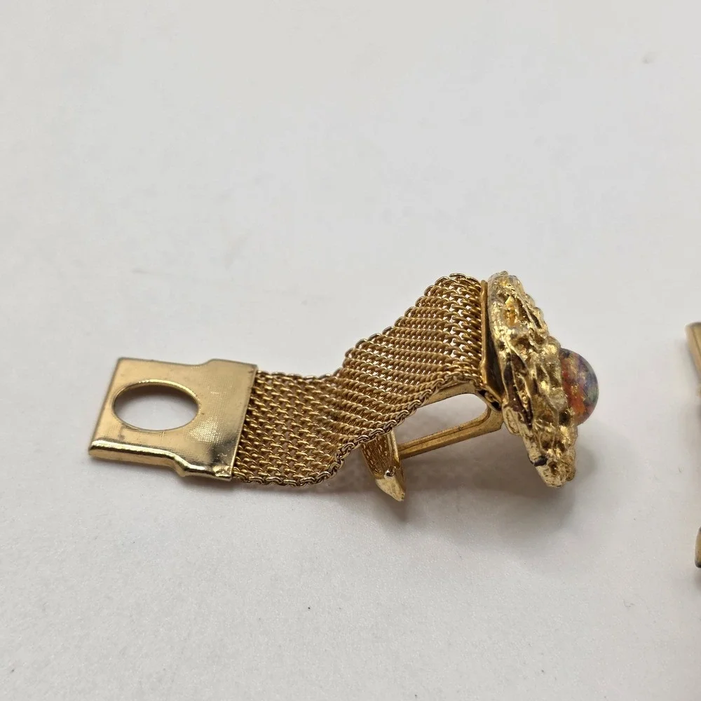 Vintage Cufflinks Mens Gold Tone Mesh Wrap Faux Fire Opal MCM Textured Nugget